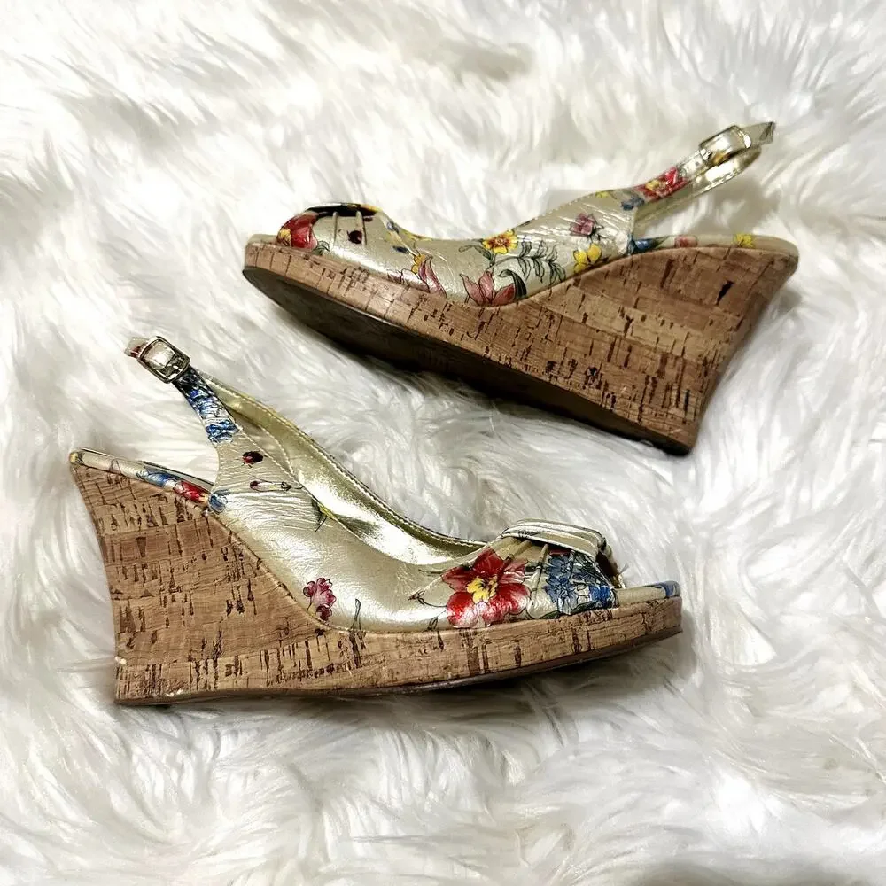 Steve Madden Y2K Floral Slingback Peep-toe Wedge Sz 7